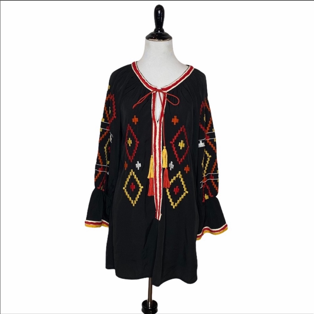 Boohoo Petite boho embroidery blouse Size 6P